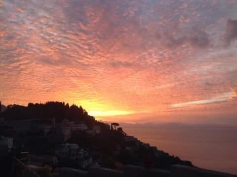 Casa Enzo Appartement Amalfi Buitenkant foto