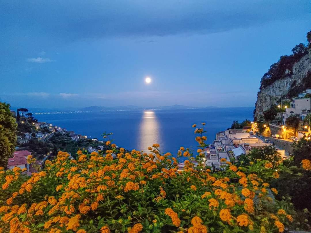 Casa Enzo Appartement Amalfi Buitenkant foto