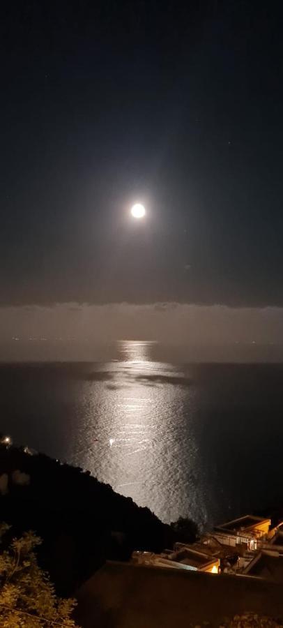Casa Enzo Appartement Amalfi Buitenkant foto